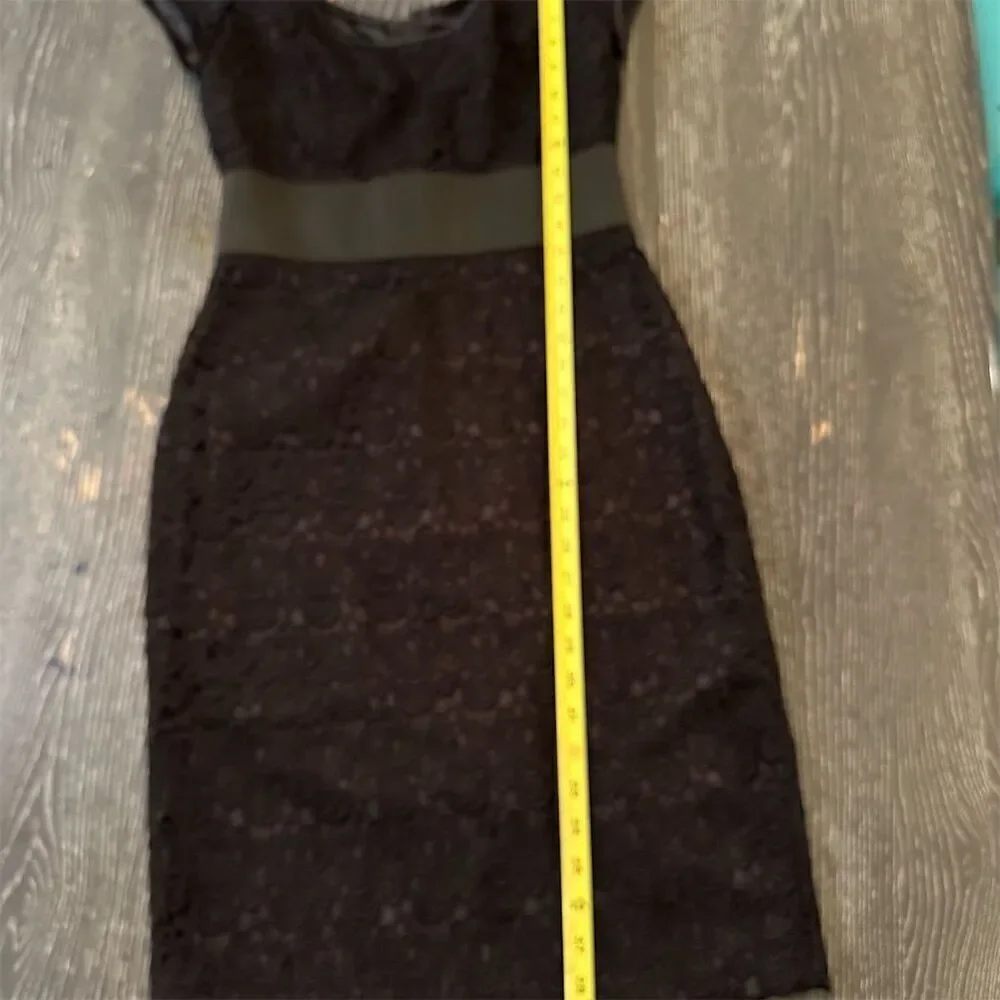 White House Black Market Black Lace Dress Cap Sleeve Knee Length Size 4 Formal - Picture 6 of 11